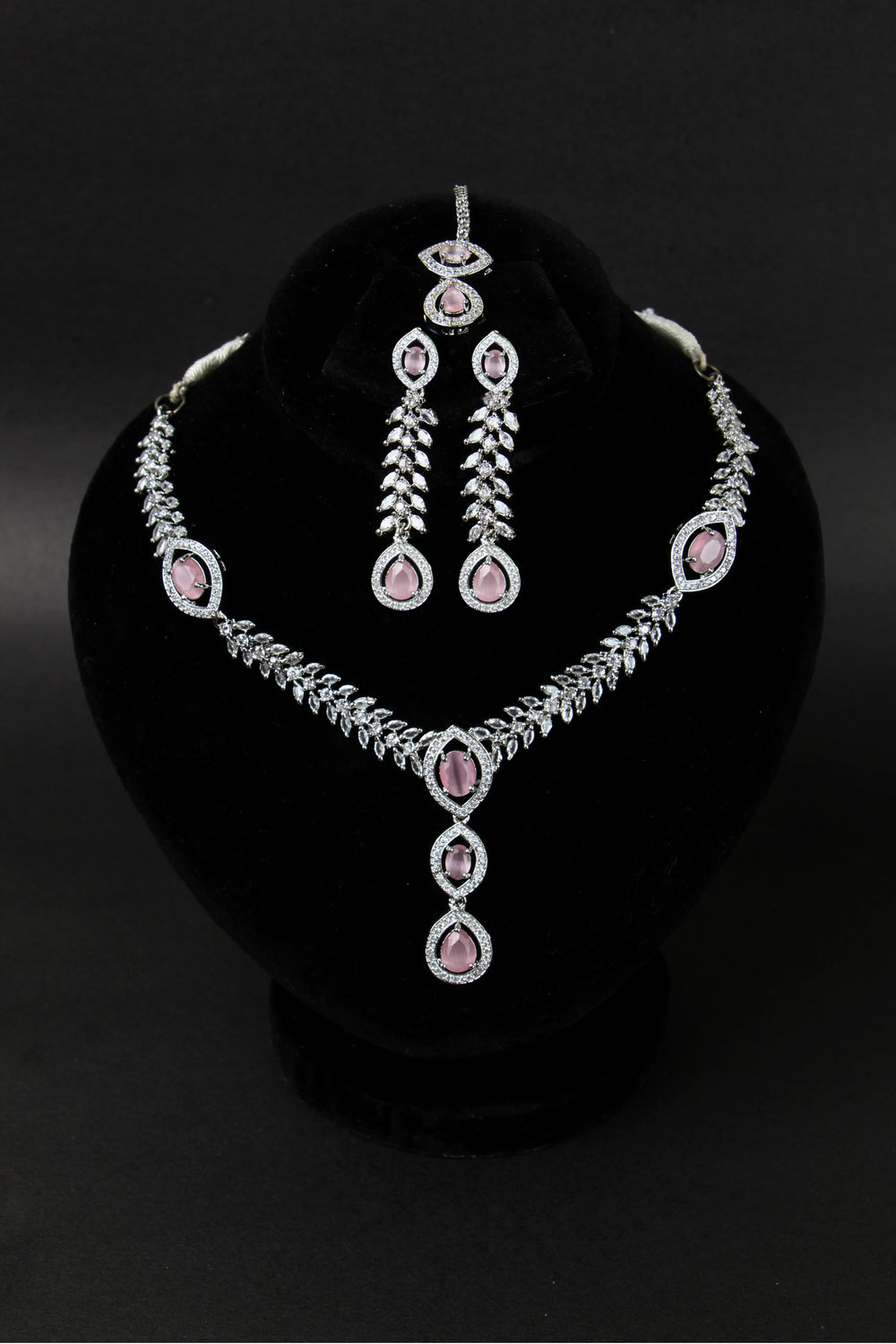 Ethereal Blush Necklace Set