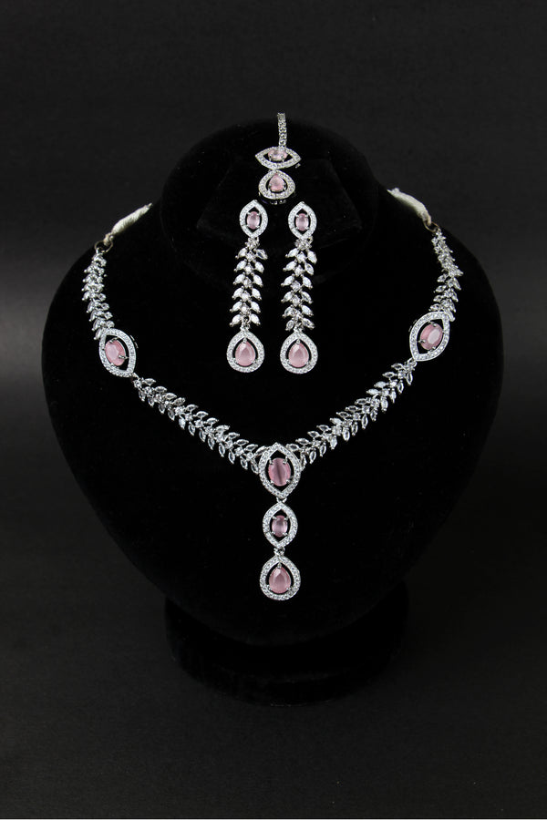 Ethereal Blush Necklace Set
