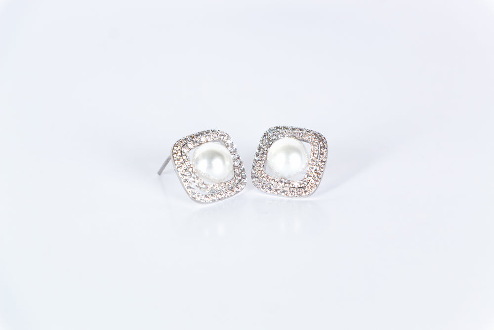 Elegant Pearl Prism Studs