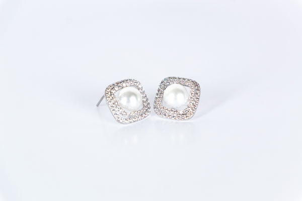 Elegant Pearl Prism Studs